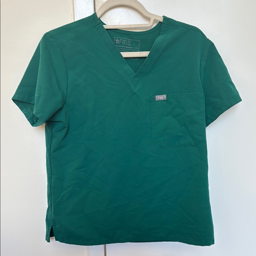 FIGS Green catarina Scrub Top